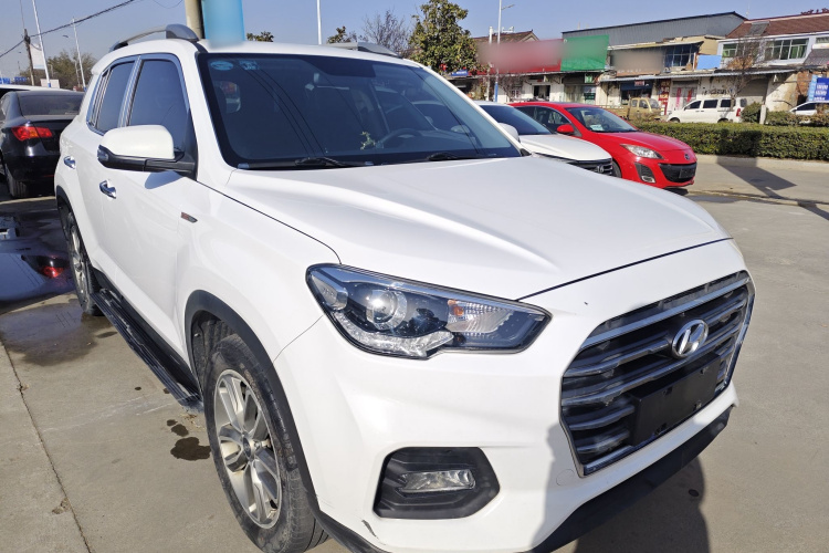 北京现代ix35 2020款 2.0L 自动两驱智勇·畅享版车身外观3