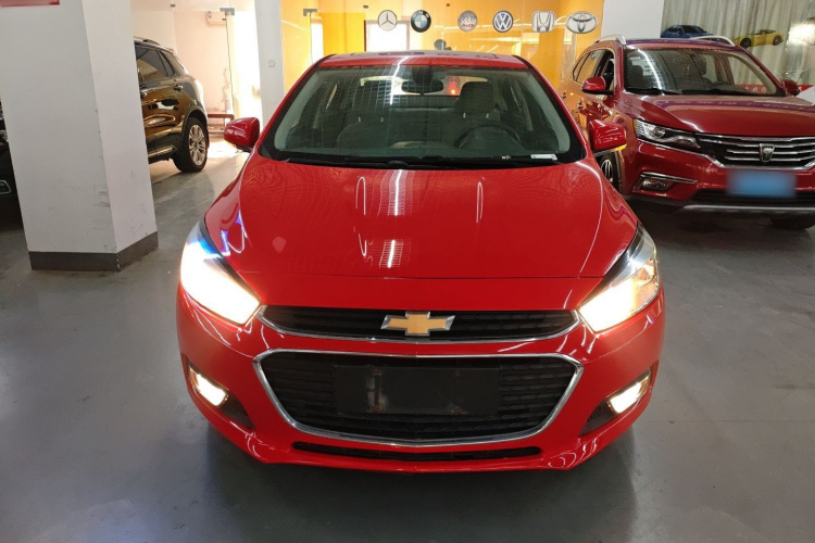 雪佛兰 科鲁兹 2015款 1.5L 自动豪华版车身外观2