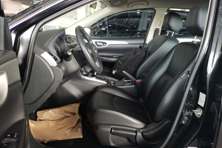 日产 轩逸 2021款 经典 1.6XE CVT舒适版局部细节19