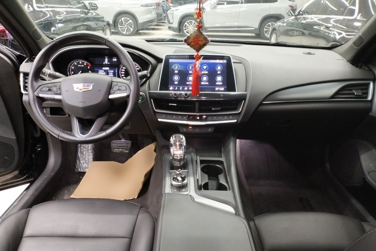 凯迪拉克CT5 2020款 改款 28T 豪华型中控内饰12