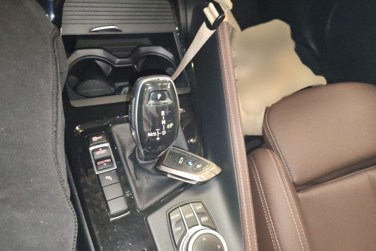 宝马X2 2021款 改款 sDrive25i M运动套装局部细节18