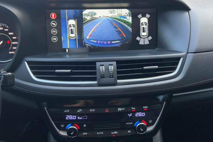 宝沃BX7 2016款 28T 四驱旗舰版 5座局部细节16