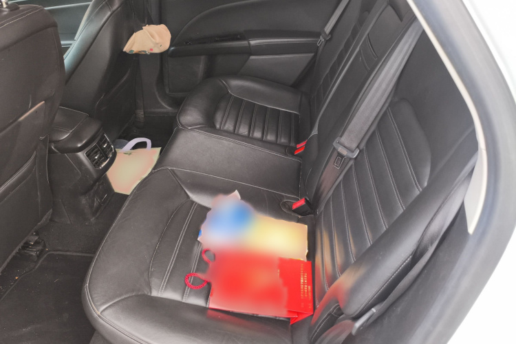 福特 蒙迪欧 2013款 2.0L GTDi200豪华型中控内饰7004