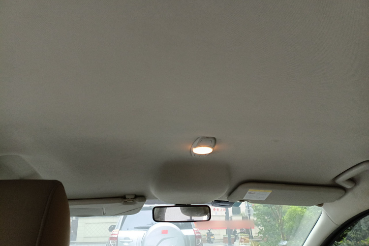 福特 福克斯 2012款 三厢 1.6L 自动舒适型局部细节22