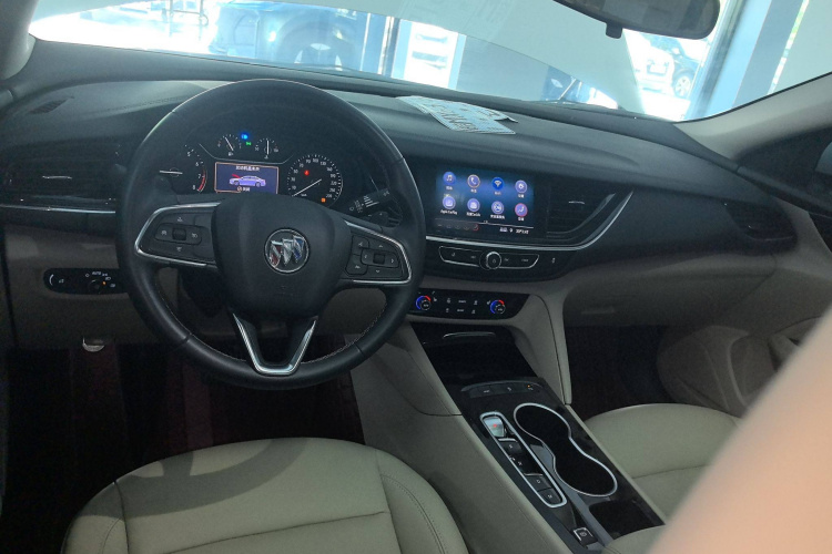 别克 君威 2020款 552T 精英型中控内饰7002