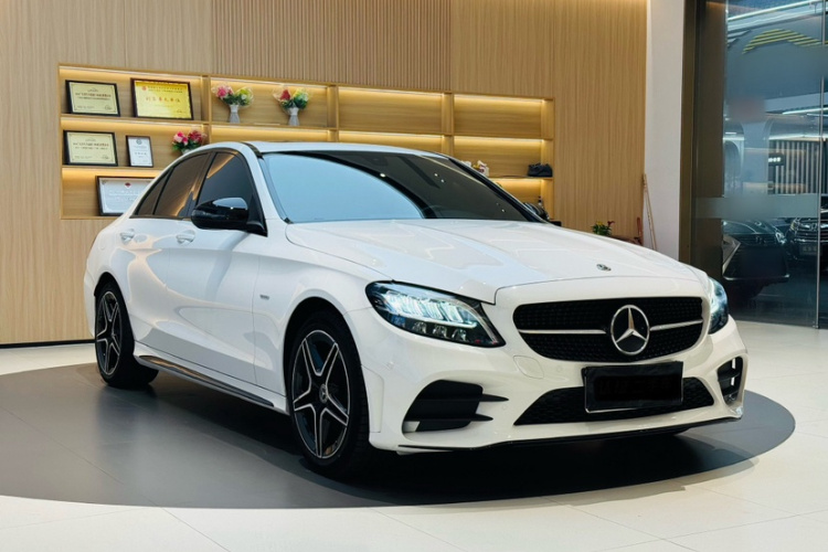 奔驰C级 2021款 C 260 星耀臻藏版车身外观6004