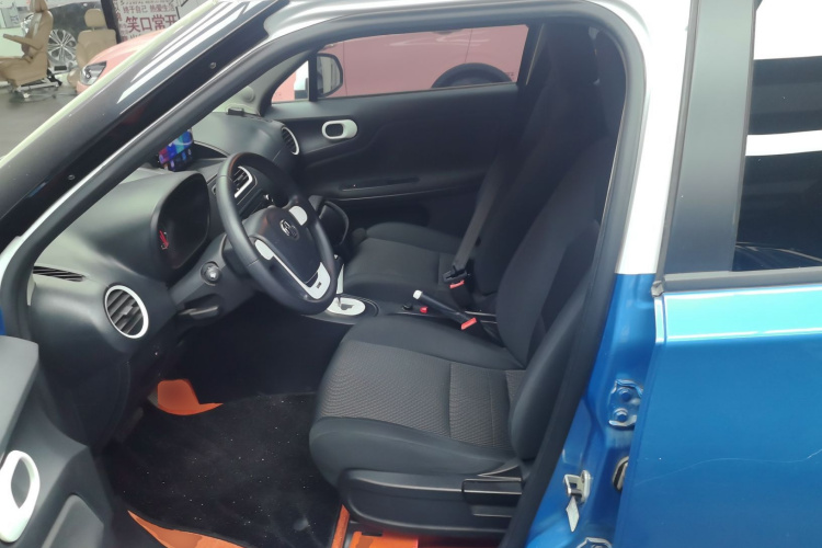 名爵3 2016款 1.3L AMT舒适版中控内饰19