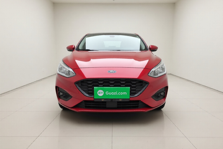 福特 福克斯 2020款 三厢 EcoBoost 180 自动锋潮型车身外观2