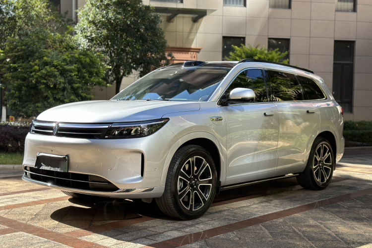 鸿蒙智行 问界M7 2024款 1.5T 智驾四驱Ultra版 6座车身外观6001