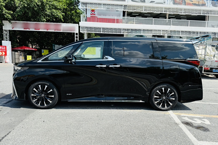 丰田 埃尔法 2024款 双擎 2.5L 尊贵版车身外观6008