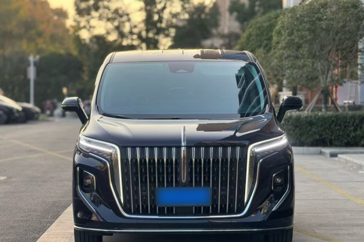 红旗HQ9 2023款 2.0T 智联旗畅版车身外观6006