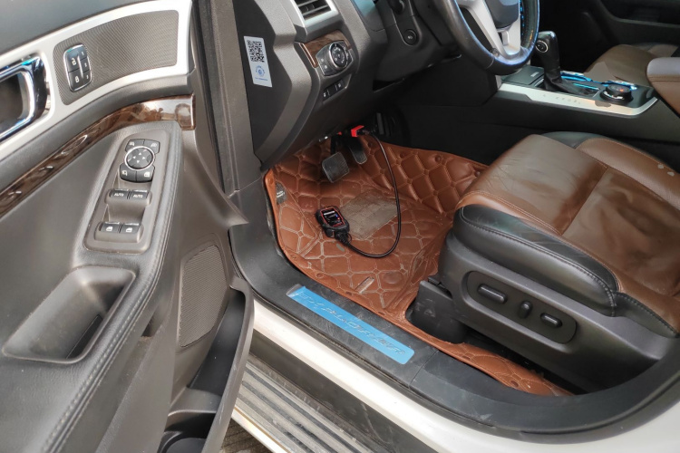 福特 探险者(进口) 2013款 3.5L 尊享型中控内饰20