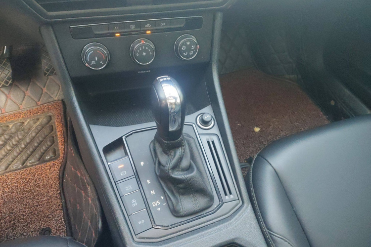 大众 朗逸 2019款 280TSI DSG舒适版 国VI局部细节18