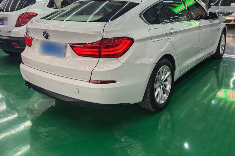 宝马5系GT 2014款 528i 领先型车身外观6004