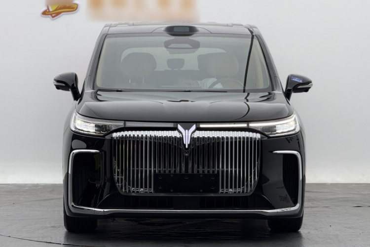 岚图汽车 岚图梦想家 2025款 PHEV 四驱卓越乾崑版车身外观6003