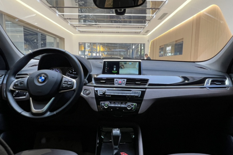 宝马X1 2019款 xDrive20Li 尊享型局部细节16