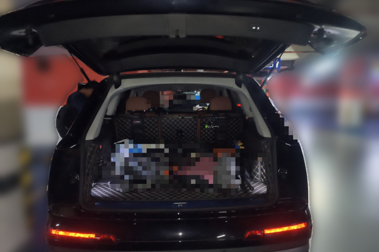 奥迪Q7 2021款 55 TFSI quattro S line运动型中控内饰23