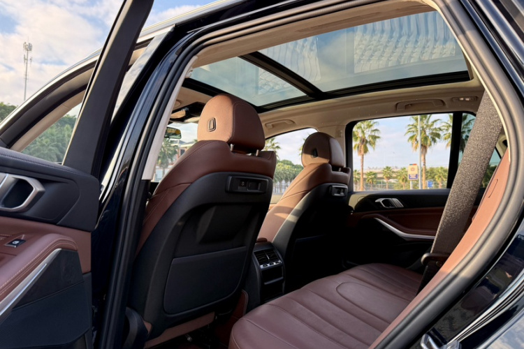 宝马X5(进口) 2022款 xDrive30i M运动套装中控内饰7013