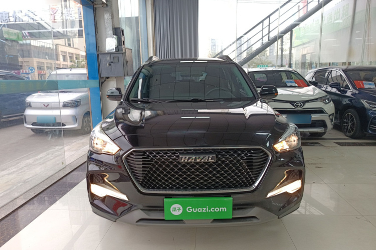 哈弗M6 2018款 改款 1.5T DCT两驱精英型车身外观2