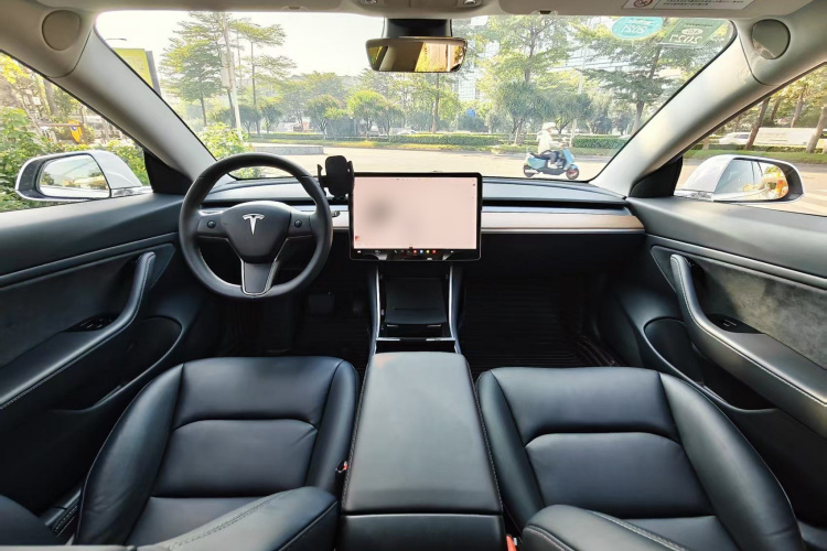 特斯拉 Model 3(进口) 2019款 标准续航后驱升级版(60度)中控内饰7002