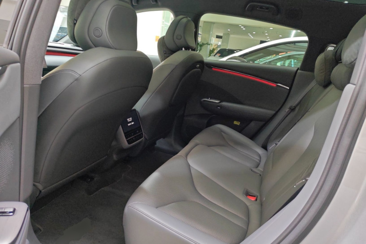 小鹏G7 2025款 702 超长续航 Max中控内饰21