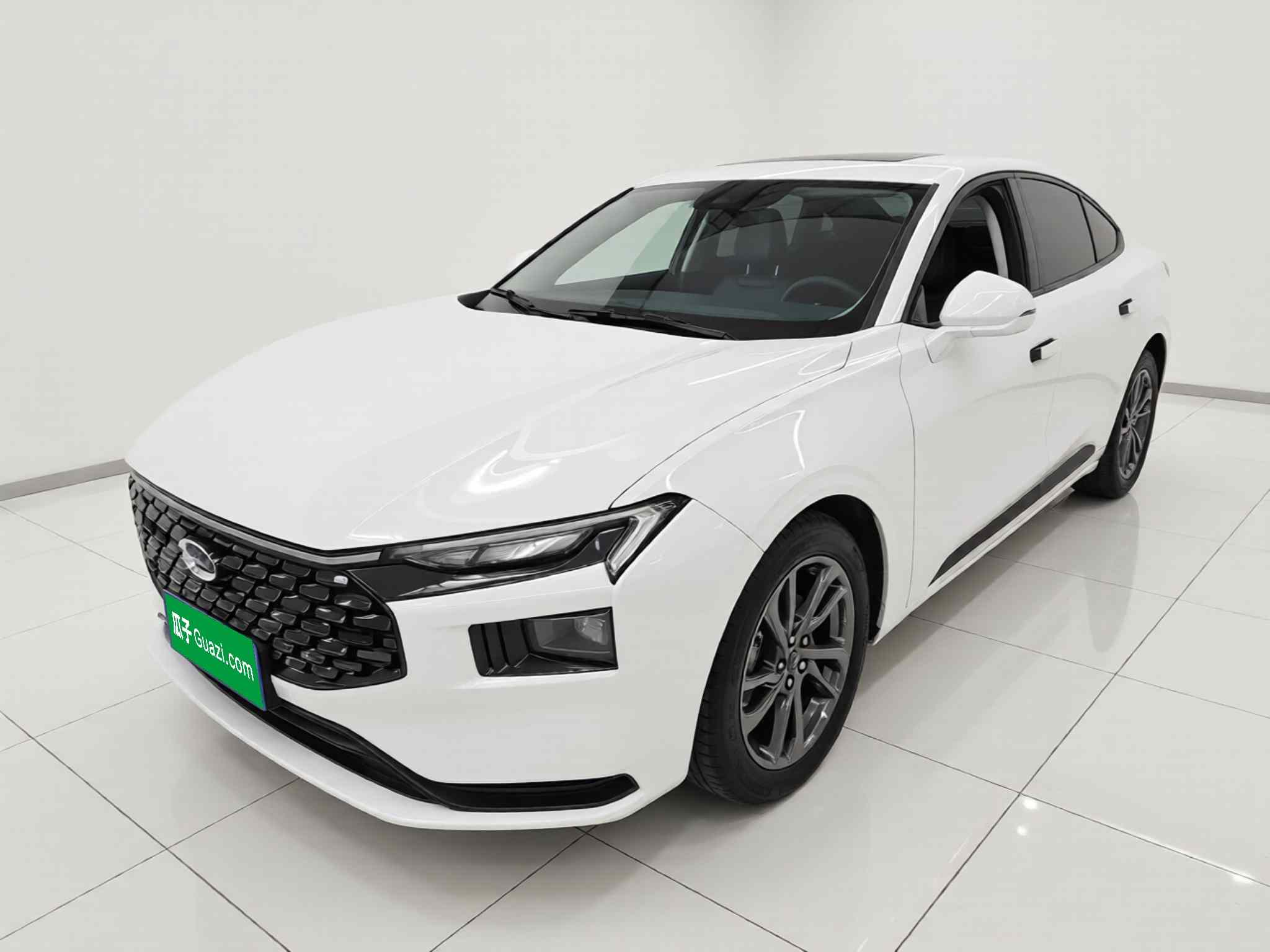福特 蒙迪欧 2025款 1.5T EcoBoost 豪华型(2)