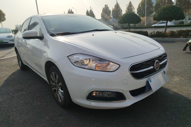 菲亚特 菲翔 2015款 1.4T 自动劲享版车身外观6002