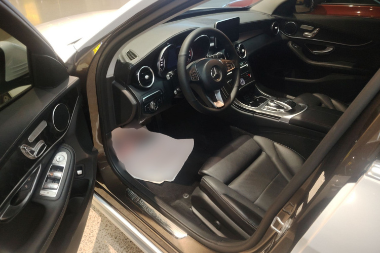 奔驰C级 2018款 C 200 L 运动版中控内饰20