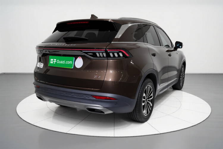 北京汽车 北京X7 2020款 1.5TD DCT致尚版车身外观7