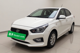 现代 瑞纳 2017款 1.4L 手动焕彩天窗版 国V