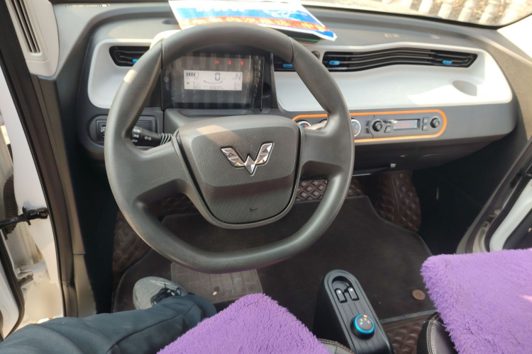 五菱汽车 宏光MINIEV 2020款 轻松款 磷酸铁锂中控内饰12