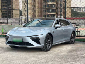 哪吒汽车 哪吒S猎装 2024款 增程300 标准版