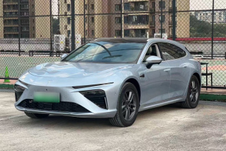 哪吒汽车 哪吒S猎装 2024款 增程300 标准版