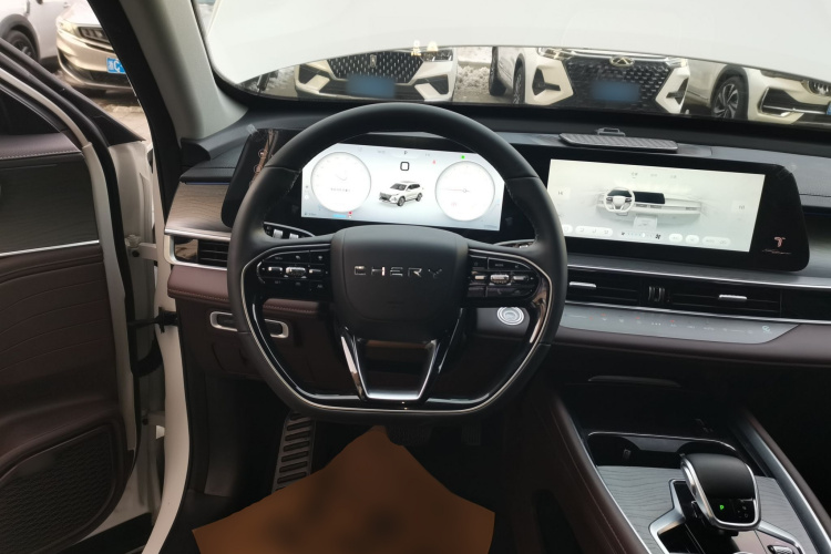 奇瑞 瑞虎8 PRO 2024款 冠军版 390T 两驱巅峰版 5座中控内饰13