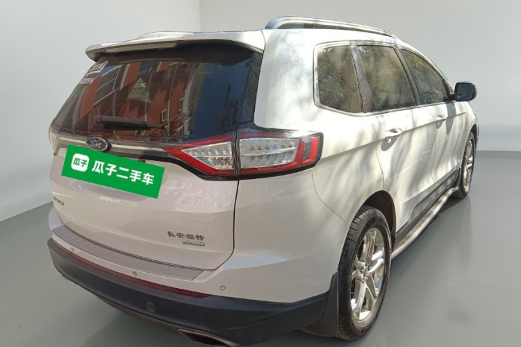 福特 锐界 2016款 EcoBoost 245 两驱豪锐型 7座车身外观7