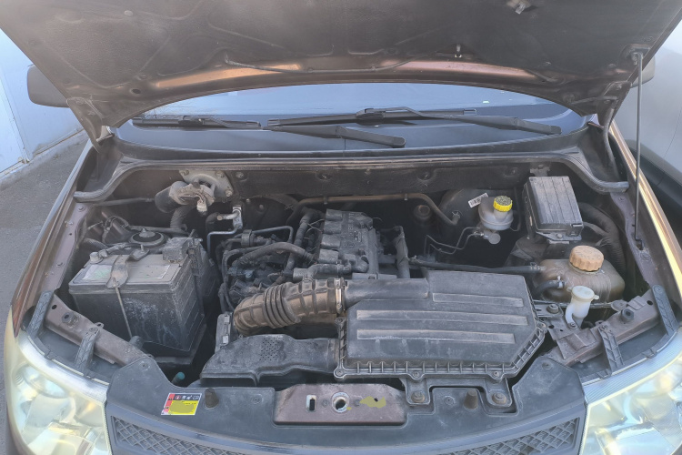 五菱汽车 五菱宏光 2015款 1.5L S 基本型国V机舱底盘24