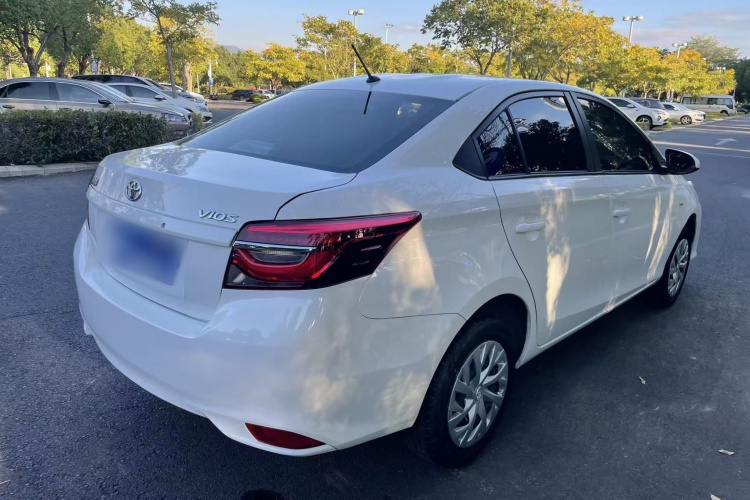 丰田 威驰 2021款 1.5L CVT创行版车身外观6004