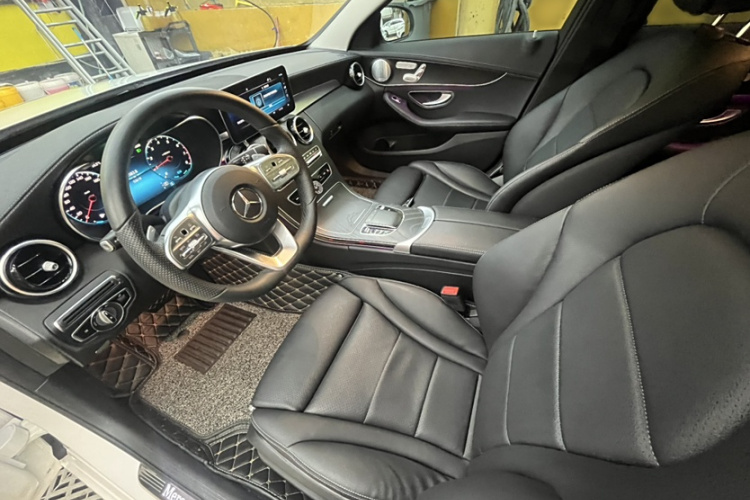 奔驰C级 2021款 C 260 L 运动星耀臻藏版中控内饰7006