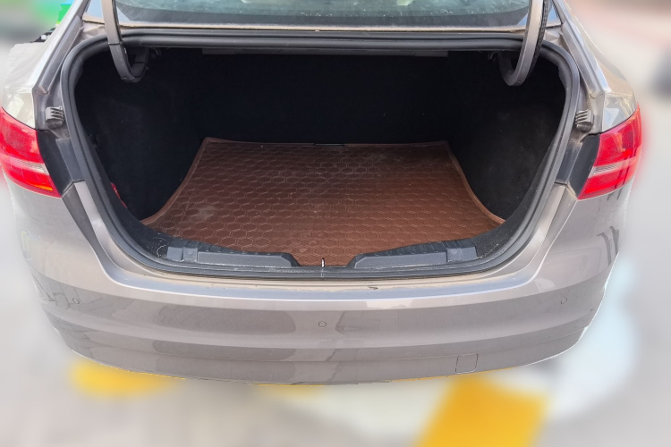 福特 福睿斯 2015款 1.5L 自动时尚型中控内饰23