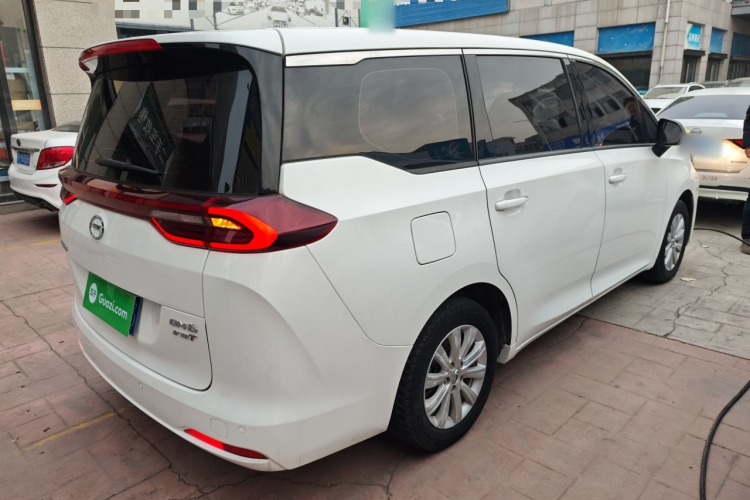 广汽传祺 传祺M6 2019款 270T 自动豪华版（七座）国V车身外观7