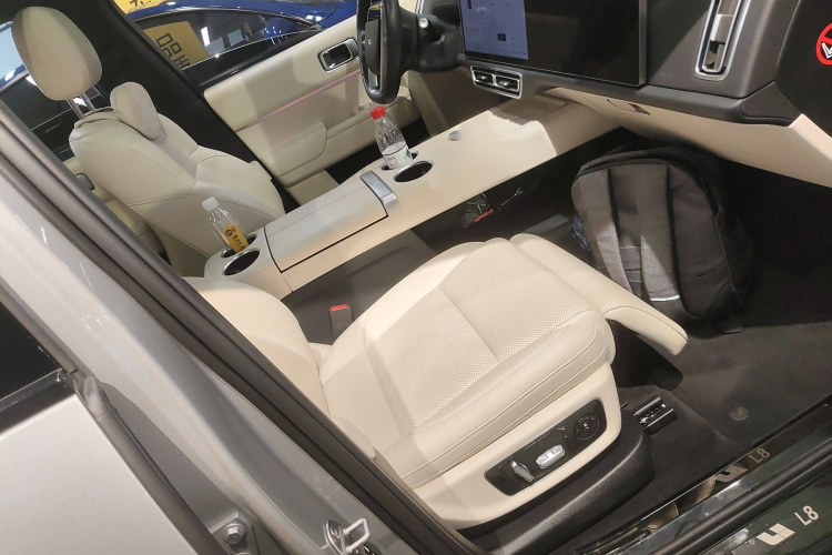 理想汽车 理想L8 2023款 Pro局部细节41