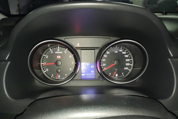 哈弗H6 2013款 运动版 1.5T 手动两驱精英型局部细节14