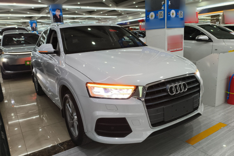 奥迪Q3 2018款 30周年年型 30 TFSI 时尚型车身外观3