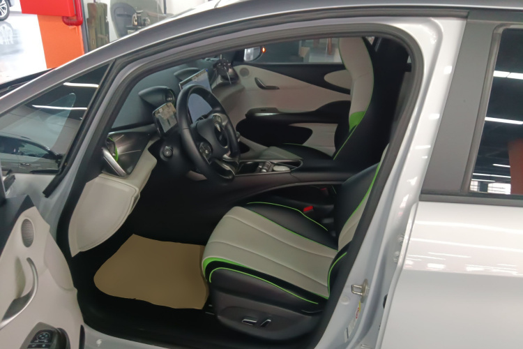 比亚迪 海豚 2021款 405km 时尚版中控内饰19