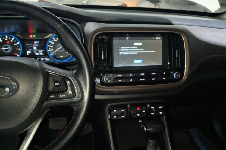 广汽传祺 传祺GS3 2020款 235T 自动舒享版中控内饰7002