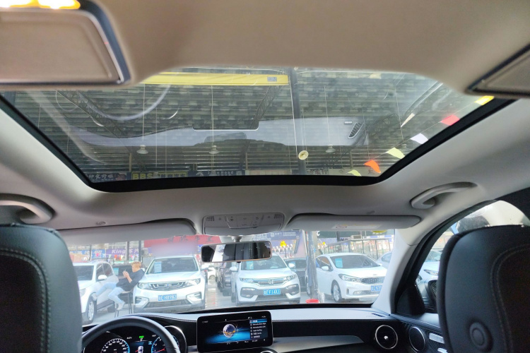 奔驰C级 2020款 C 260 L 运动版局部细节22