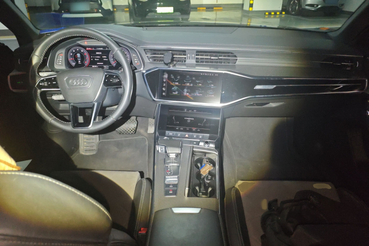 奥迪A6L 2019款 40 TFSI 豪华动感型中控内饰7002
