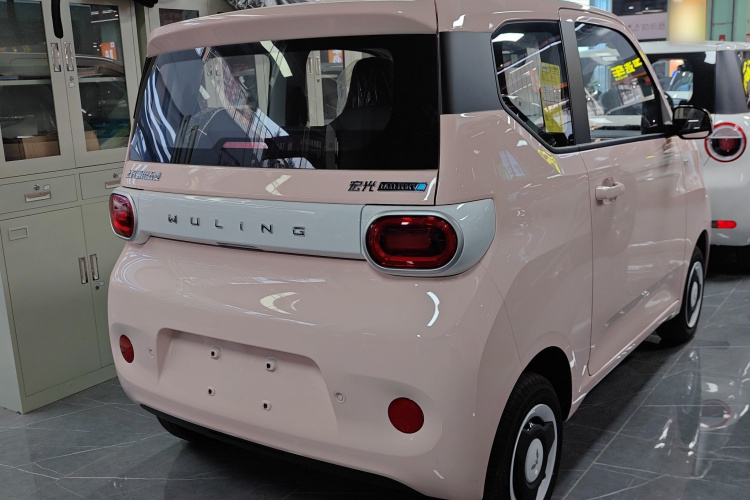 五菱汽车 宏光MINIEV 2024款 第三代 215km 青春版车身外观6005