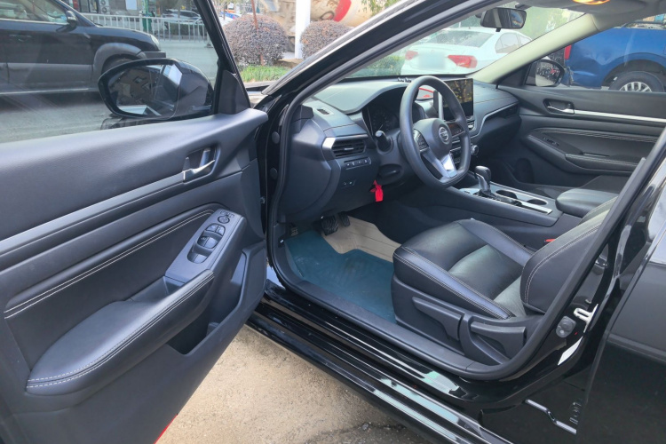 日产 天籁 2021款 2.0L XE 专享版中控内饰20