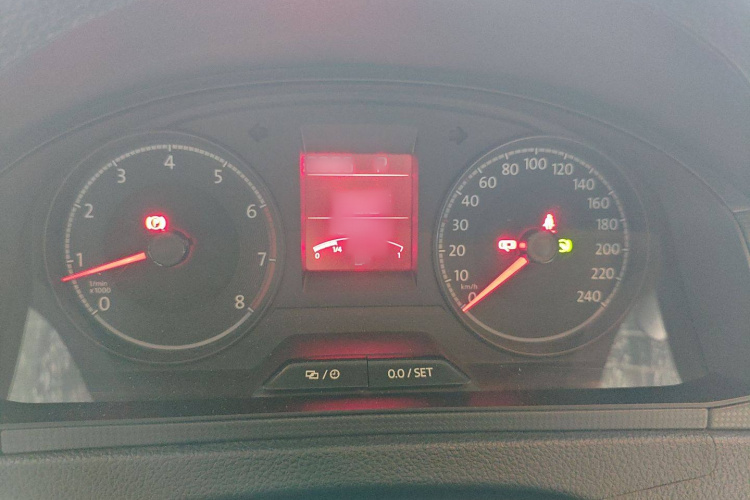 大众 桑塔纳 2016款 1.6L 自动风尚版中控内饰14